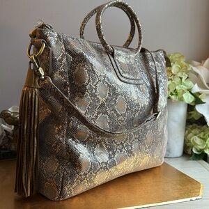 NWOT! Hobo Large Shiela Satchel in Golden Snakeskin Metallic Leather